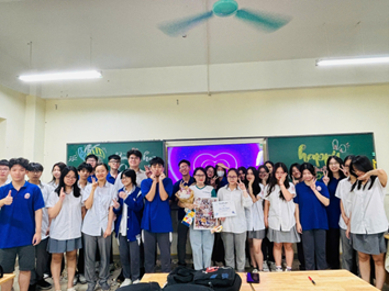 Viết những lời yêu thương lớp 12D4