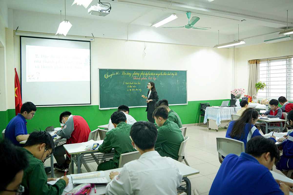 Học sinh học Ngữ văn