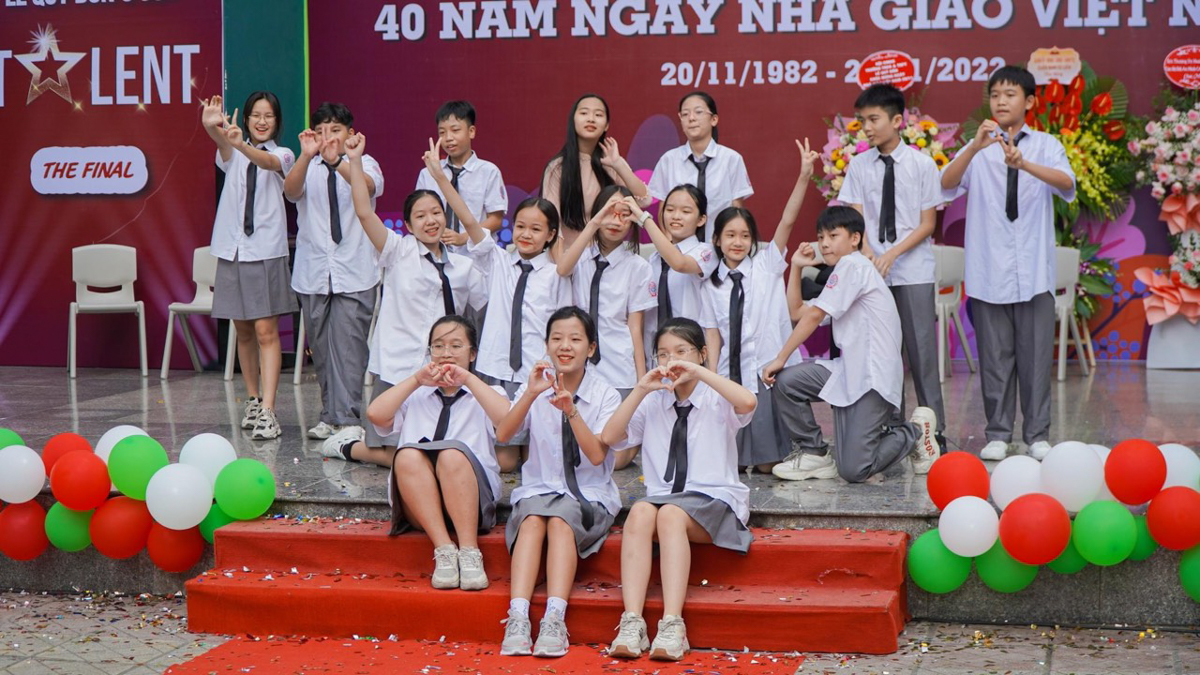 Cô giáo Lương Thu Thủy 3