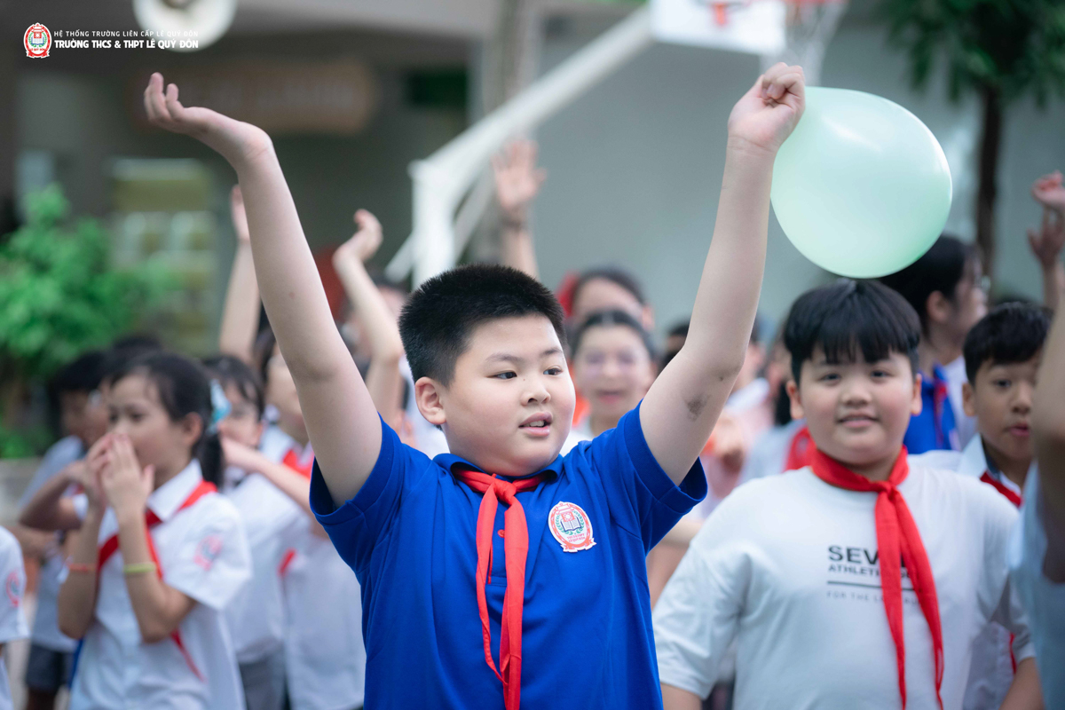 Hoạt động ngoại khóa lớp 6